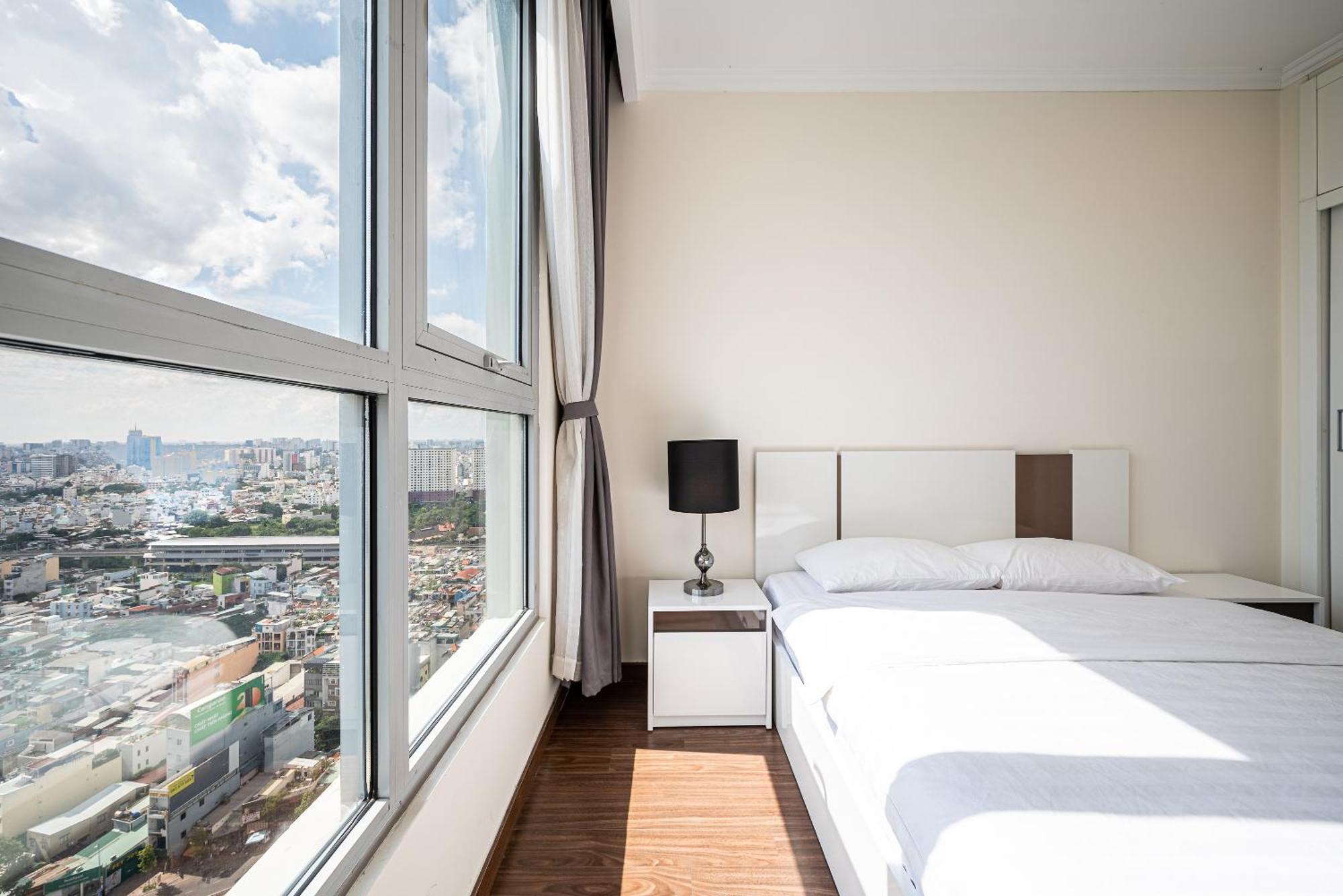 Landmark Plus Residences Luxury Suite Хошимин Экстерьер фото
